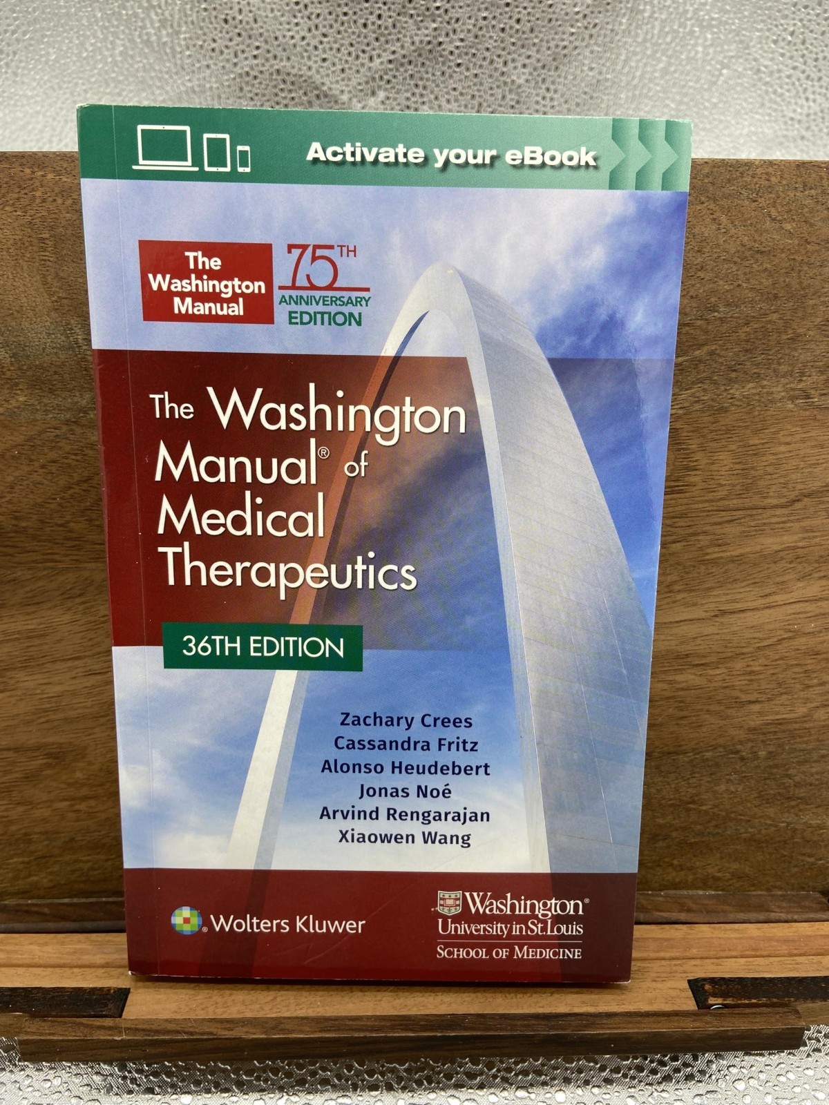 The Washington Manual of Medical Therapeutics Paperback Crees MD, Dr. Zachary;