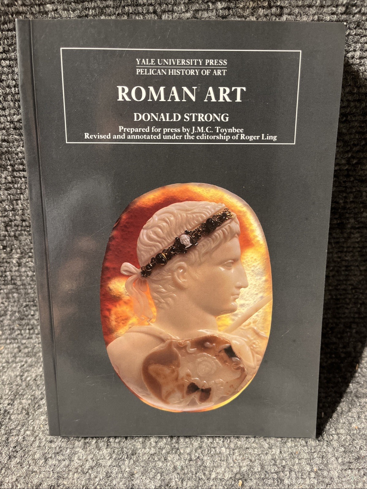 Roman Art by Donald Strong (1995, Trade Paperback). Yale University Press.